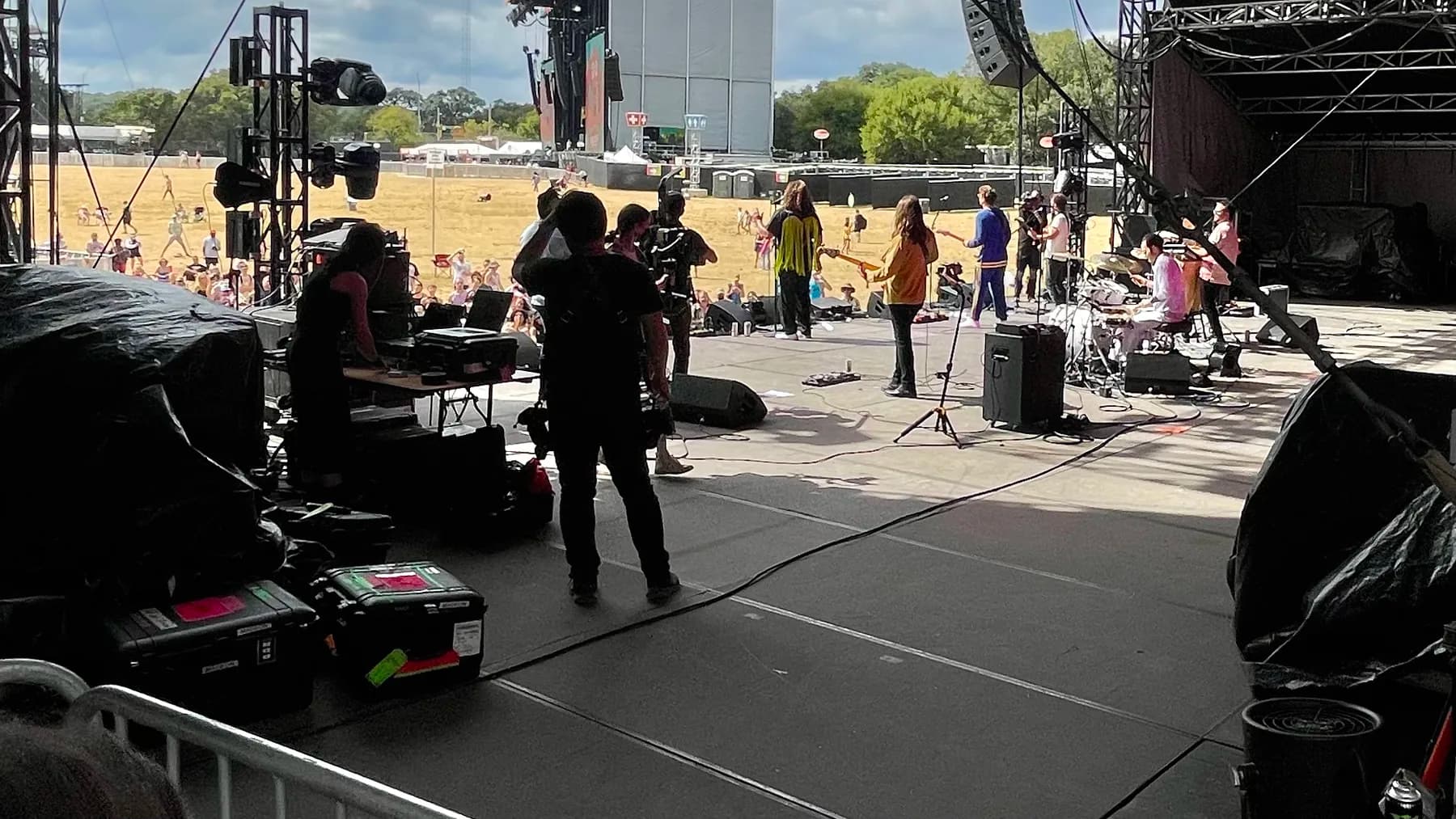 Nané performing from a side-stage view at Austin City Limits Festival in 2021